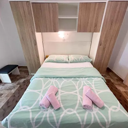 Apartment In 42053 Crikvenica
