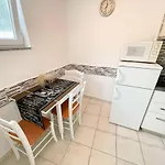 Apartmán In 42053 *